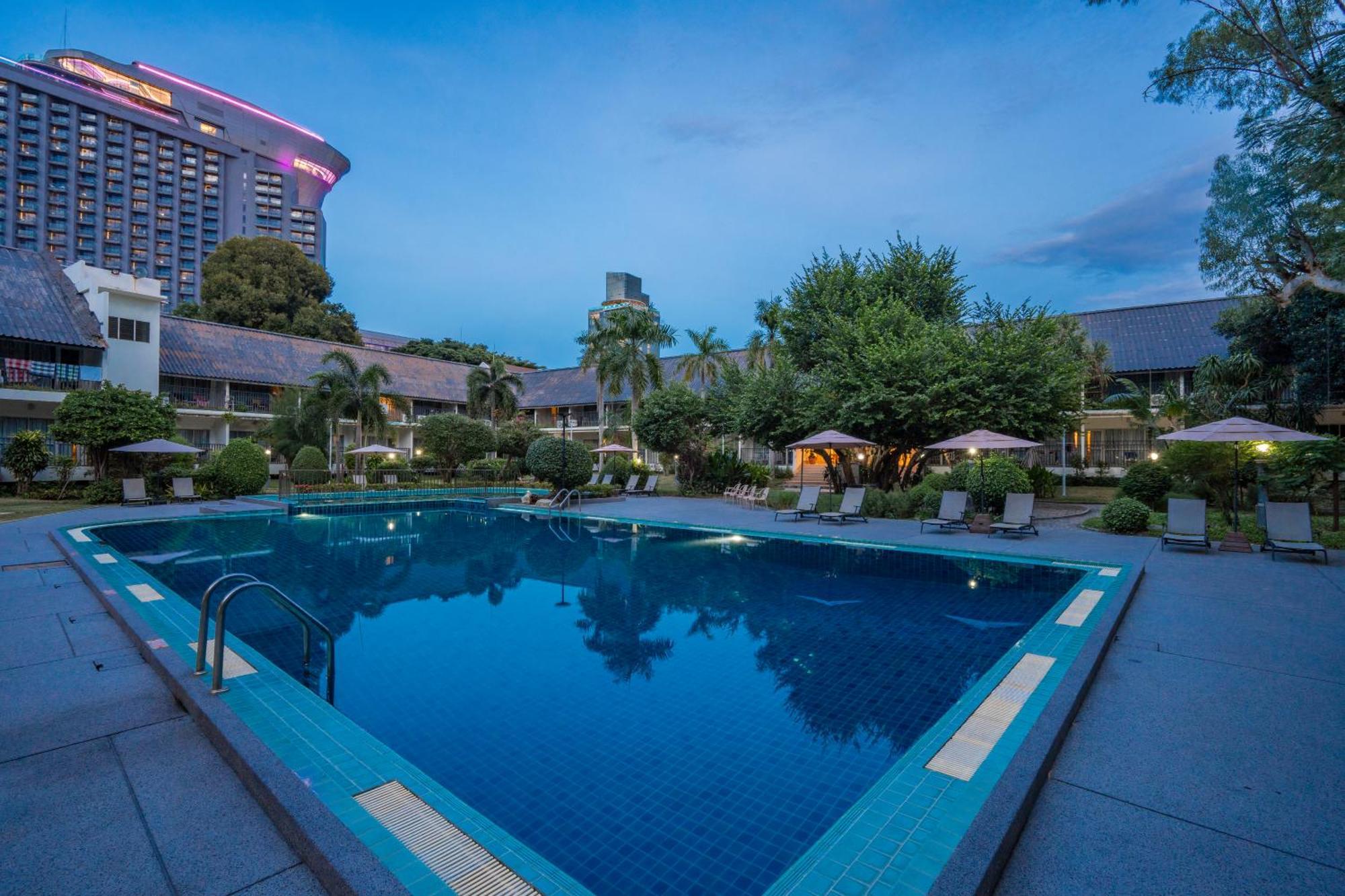 Sunshine Garden Resort Pattaya Exterior foto